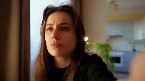 Molly online show from 3, 4, 2026