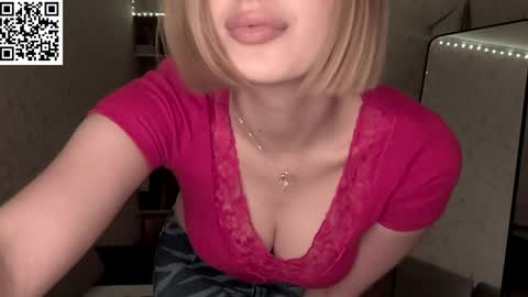 Snapshot of juliahupman chatting on 13, 5, 2026 Kate online show from 13, 5, 2026