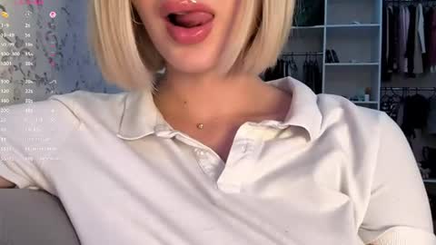 Snapshot of juliahupman chatting on 12, 7, 2026 Kate online show from 12, 7, 2026