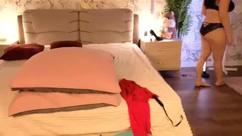 Snapshot of juliamillss chatting on 2, 7, 2026 juliamillss online show from 2, 7, 2026