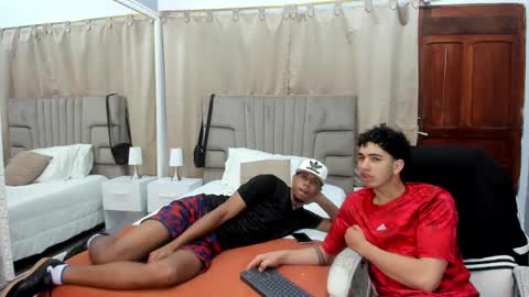 Snapshot of julian_billy chatting on 5, 1, 2025 julian billy online show from 5, 1, 2025