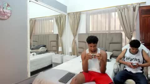 Snapshot of julian_billy chatting on 7, 1, 2025 julian billy online show from 7, 1, 2025