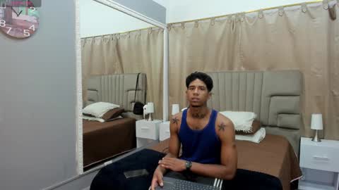 Snapshot of julian_billy chatting on 5, 2, 2025 julian billy online show from 5, 2, 2025