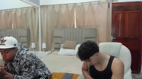 Snapshot of julian_billy chatting on 11, 3, 2025 julian billy online show from 11, 3, 2025