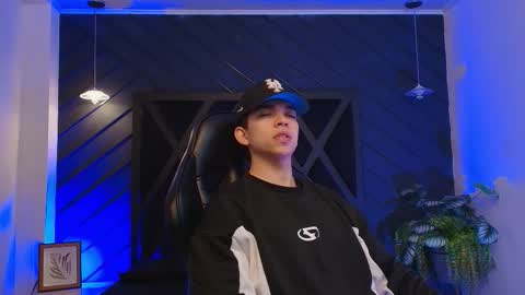 JULIAN  online show from 4, 3, 2026