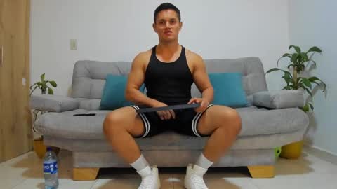 julian_wallace online show from 7, 12, 2024