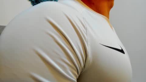 julian_wallace online show from 5, 1, 2025