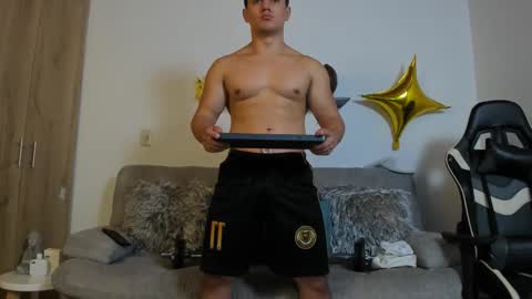 julian_wallace online show from 23, 9, 2025