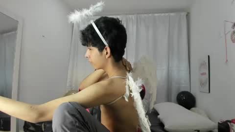 Snapshot of julian_xp chatting on 14, 5, 2026 Julian online show from 14, 5, 2026
