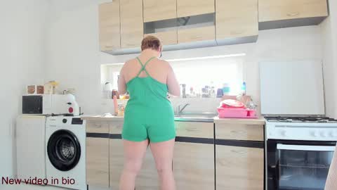 juliana35 online show from 19, 2, 2025