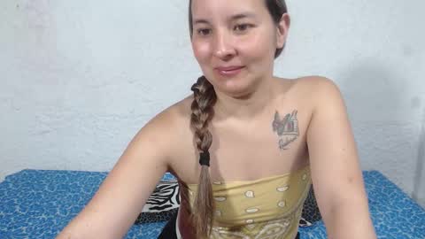 Juli online show from 1, 10, 2025