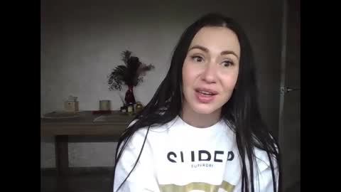 julianagold1 online show from 15, 12, 2024
