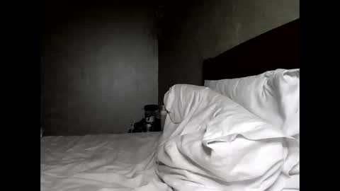 Snapshot of julianagold1 chatting on 22, 12, 2025 julianagold1 online show from 22, 12, 2025