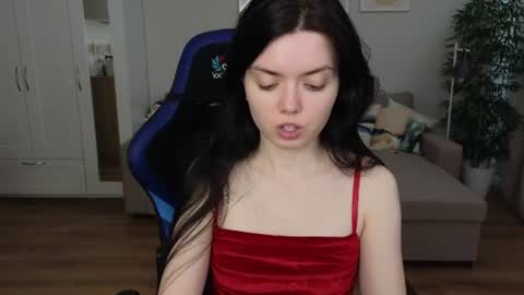 Julia online show from 17, 7, 2026