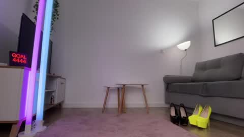 Julia online show from 18, 6, 2026