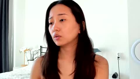 julia online show from 8, 3, 2025