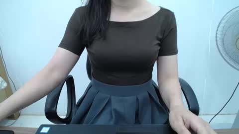 julie9x online show from 16, 4, 2026