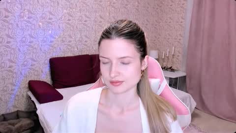 Snapshot of julie_flores chatting on 15, 1, 2025 Julie online show from 15, 1, 2025