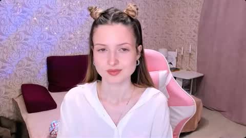 Snapshot of julie_flores chatting on 18, 2, 2025 Julie online show from 18, 2, 2025