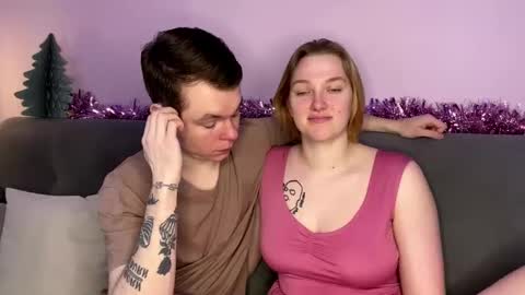 Julie and Thomas online show from 15, 12, 2025