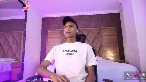 Julien online show from 1, 10, 2025