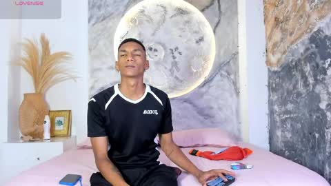 Julien online show from 11, 4, 2026