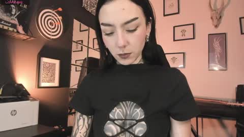 juliet_sourire online show from 17, 4, 2026