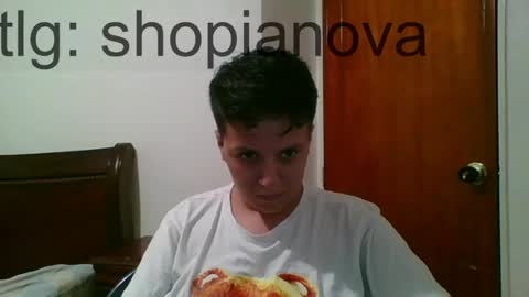 Snapshot of julieta969028 chatting on 15, 4, 2026 Nati online show from 15, 4, 2026
