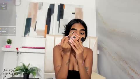 Juli online show from 17, 9, 2025