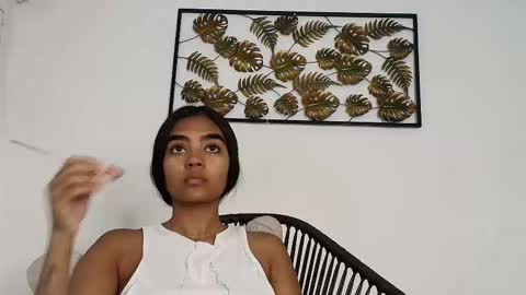 Juli online show from 5, 10, 2025