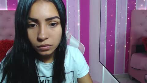 Snapshot of julieta_fn chatting on 22, 2, 2025 julieta_fn online show from 22, 2, 2025