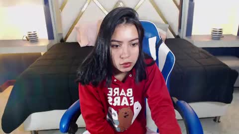 Snapshot of julieta_fn chatting on 18, 7, 2026 julieta_fn online show from 18, 7, 2026