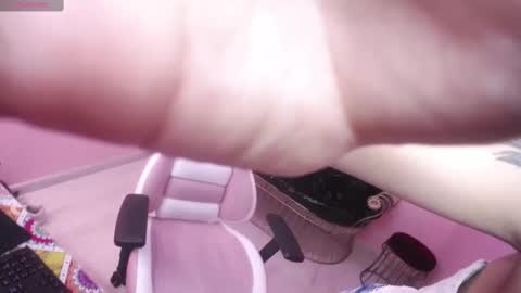 Snapshot of julieta_fox_x chatting on 6, 11, 2025 julieta_fox_x online show from 6, 11, 2025