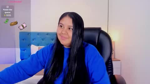 Snapshot of julieta_miller01 chatting on 28, 9, 2025 Julieta Mille online show from 28, 9, 2025