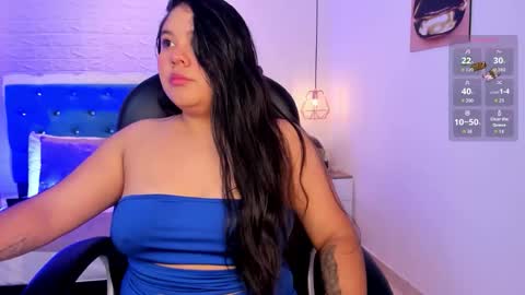 Snapshot of julieta_miller01 chatting on 14, 10, 2025 Julieta Mille online show from 14, 10, 2025