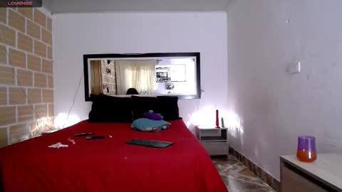 Julieta Rodriguez online show from 11, 11, 2025