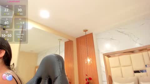     online show from 20, 11, 2025