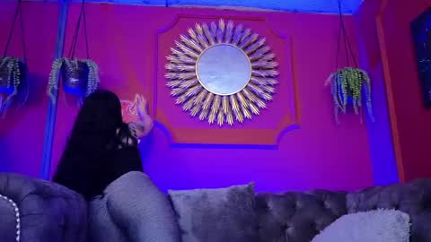  Julieta  online show from 17, 4, 2026