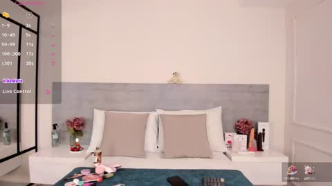 Juliana online show from 23, 12, 2024