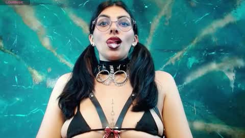    online show from 1, 10, 2025