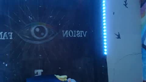 Julieth Wolf online show from 5, 2, 2025