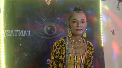 Julieth Wolf online show from 7, 2, 2025