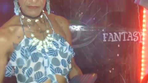 Julieth Wolf online show from 23, 2, 2025