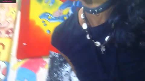 Julieth Wolf online show from 5, 12, 2025