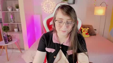 Snapshot of julietha_bianco_ chatting on 3, 3, 2025 Julietha online show from 3, 3, 2025
