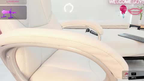 Julietha online show from 28, 2, 2025