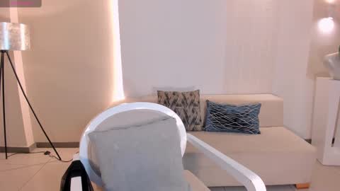 Snapshot of juliettabasset chatting on 20, 2, 2025 JULIETTA online show from 20, 2, 2025