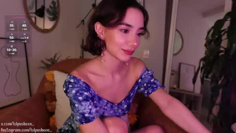 Snapshot of juliette_dee chatting on 8, 1, 2025 Juliette Dee online show from 8, 1, 2025