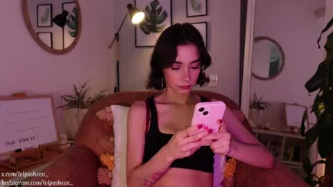 Snapshot of juliette_dee chatting on 17, 1, 2025 Juliette Dee online show from 17, 1, 2025