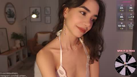 Snapshot of juliette_dee chatting on 2, 11, 2025 Juliette Dee online show from 2, 11, 2025